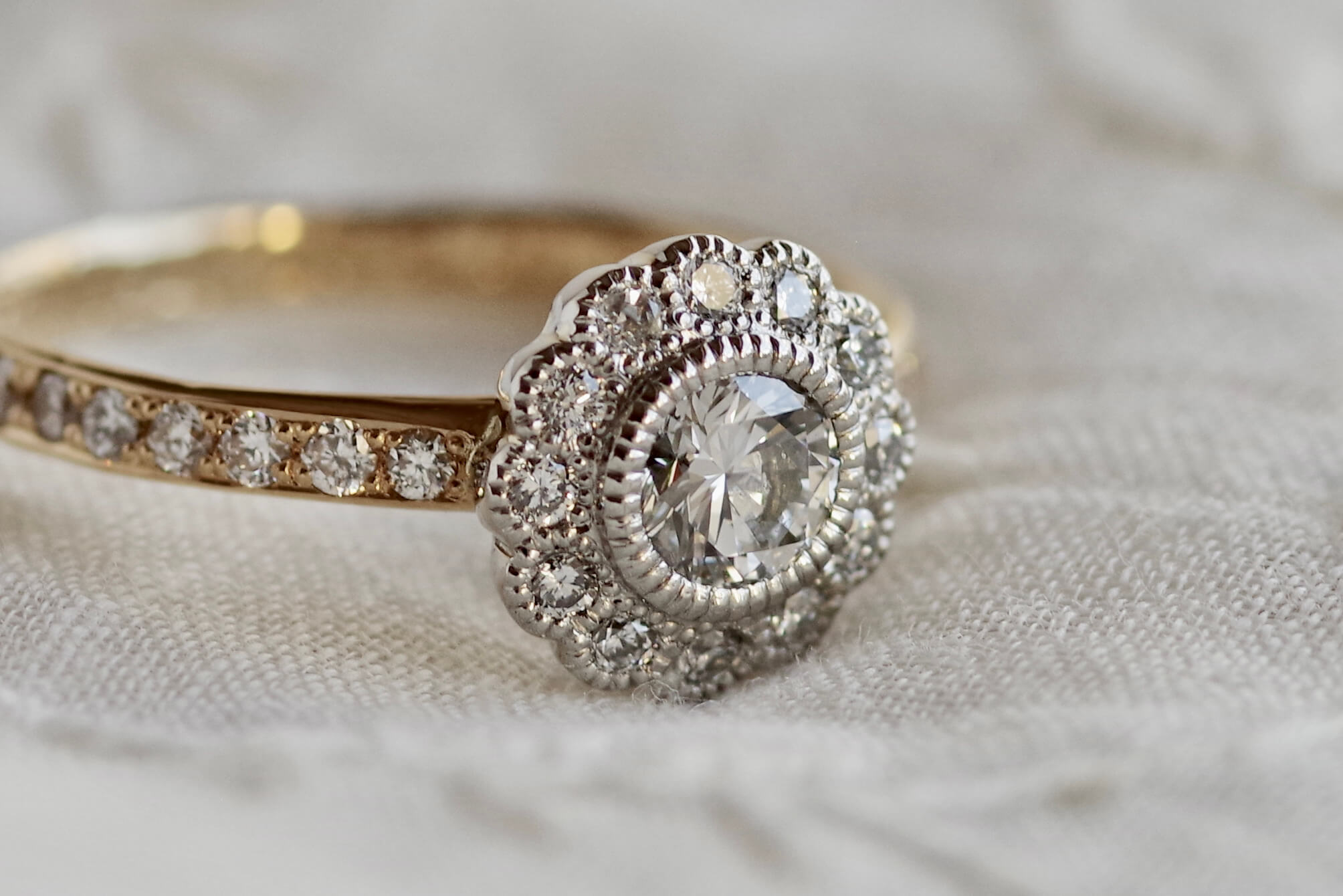 デザインの知識13 取り巻きリング | 結婚指輪・婚約指輪のオーダー